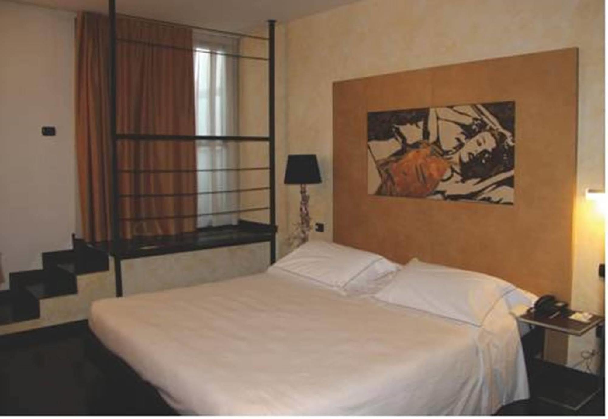 Hotel Continental Zola Predosa Esterno foto